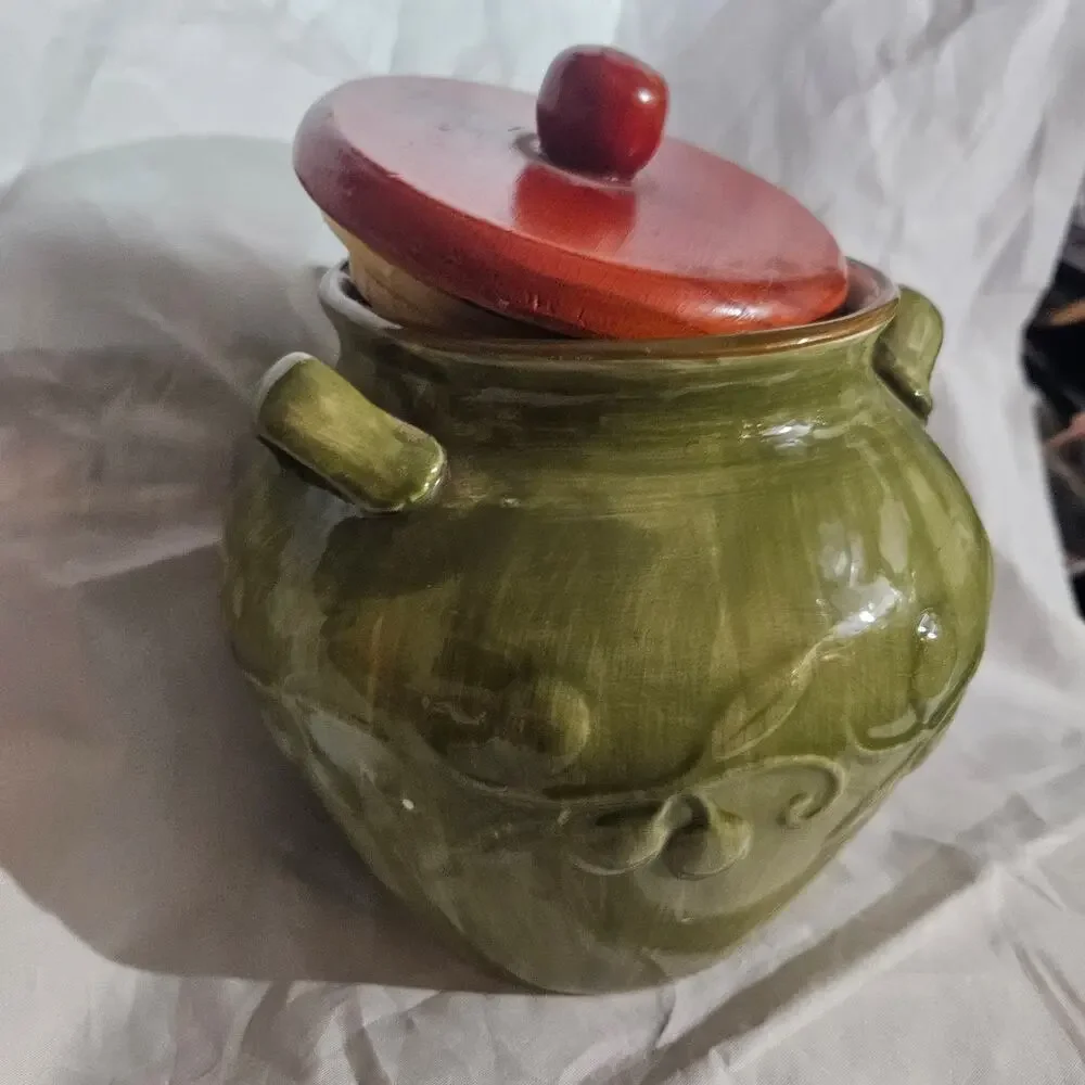 Canister Olive with Lid